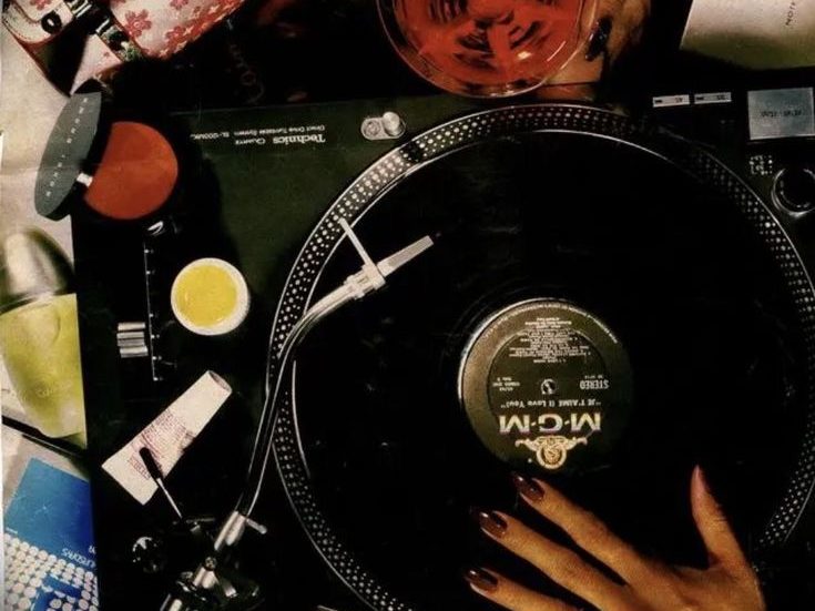 Silk & Static: R&B to Get Lost&nbsp;In